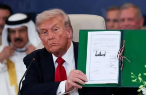 هل يؤدي وقف إطلاق النار في غزة إلى سلام دائم؟ هل يؤدي وقف إطلاق النار في غزة إلى سلام دائم؟
